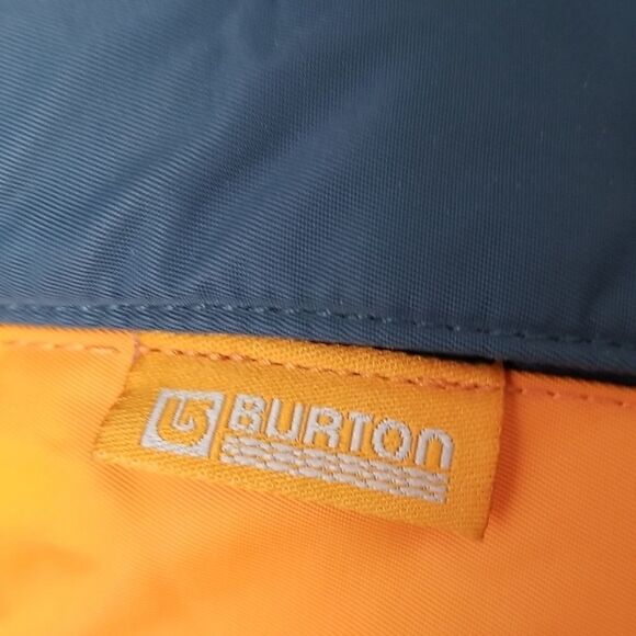 Burton Jacket Women's Size Small Insulated Snow Board NWT Activewear Outdoors - Picture 2 of 16